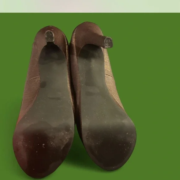 Faux Snake Skin heels - Picture 2 of 3